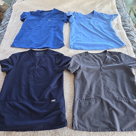 FIGS Technical Collection 4 Scrub Tops Women's S Casma 3 Pocket X 2 Catarina X 2 - Picture 16 of 16